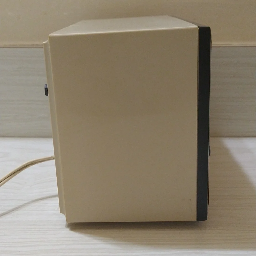Vintage GE General Electric AM Alarm Clock Radio Model C2425A - Picture 5 of 6